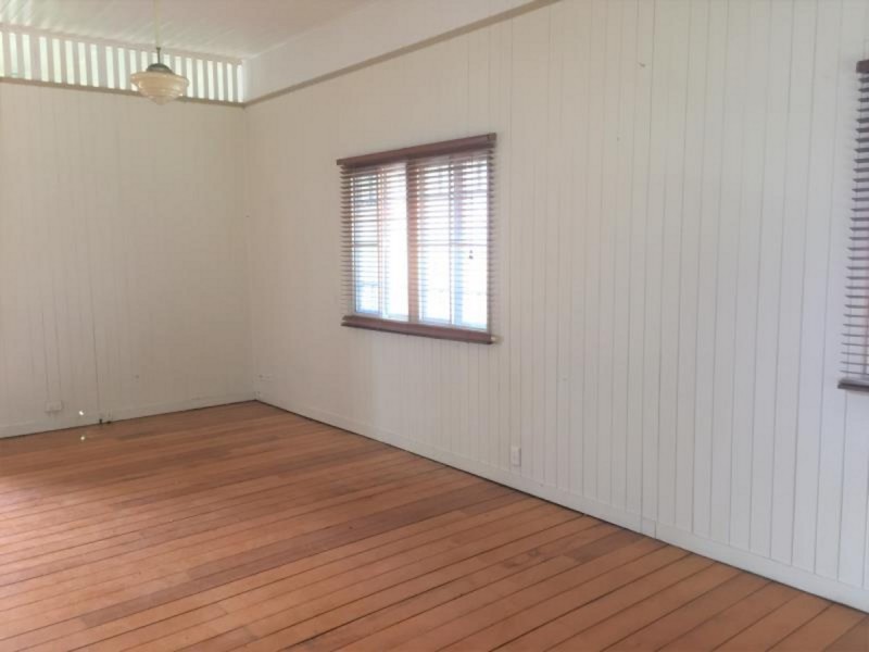 56 Glencoe Street, The Range QLD 4700